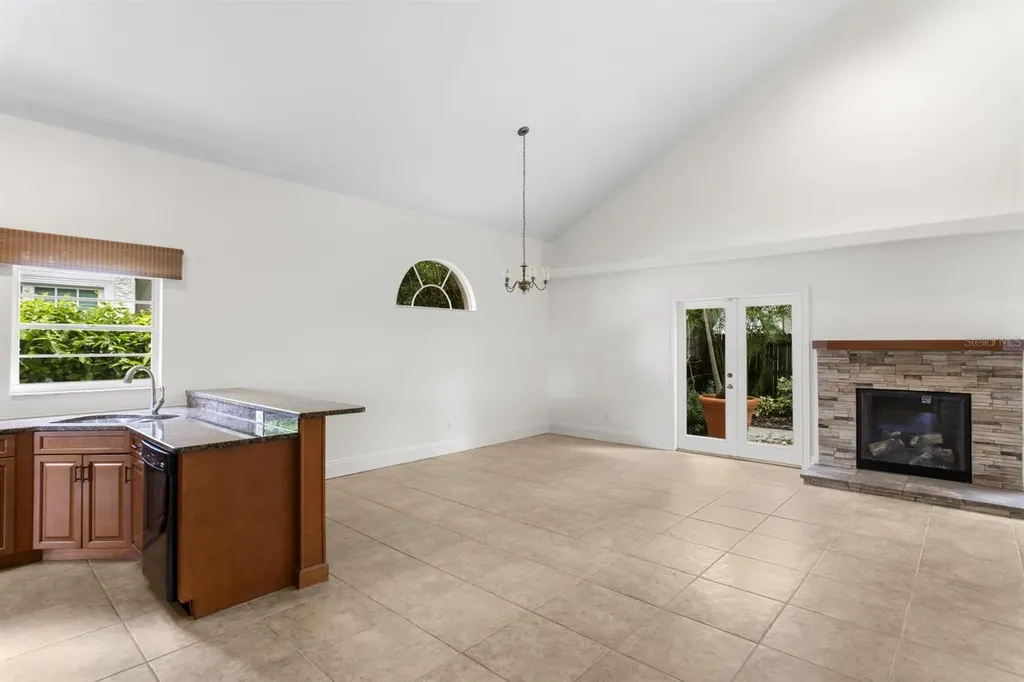 3617 W Tacon Street Tampa FL 33629