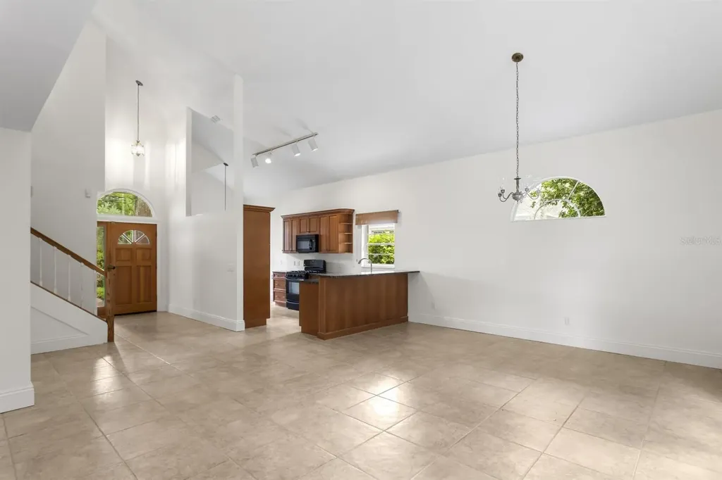 3617 W Tacon Street Tampa FL 33629
