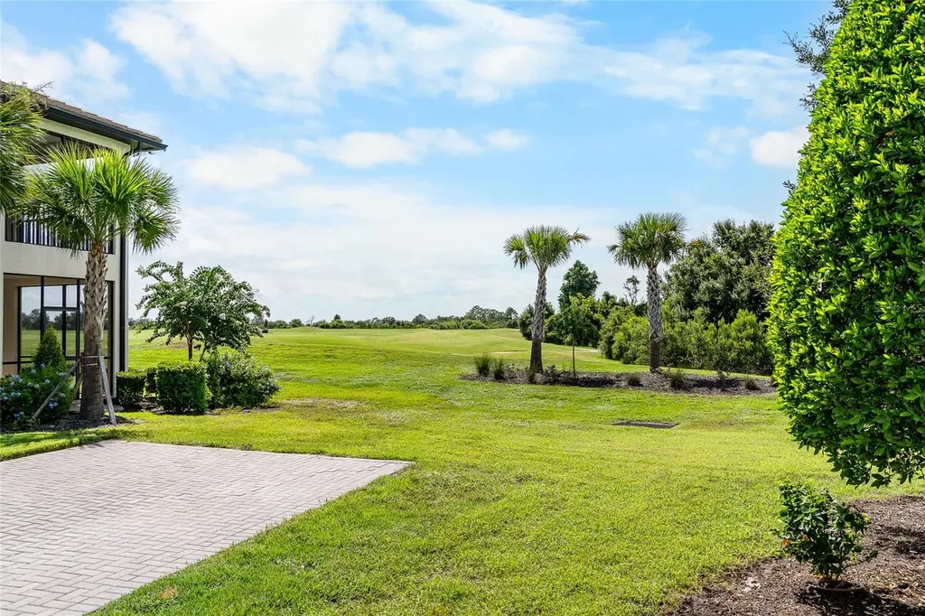 7342 Divot Loop Lakewood Ranch FL 34202