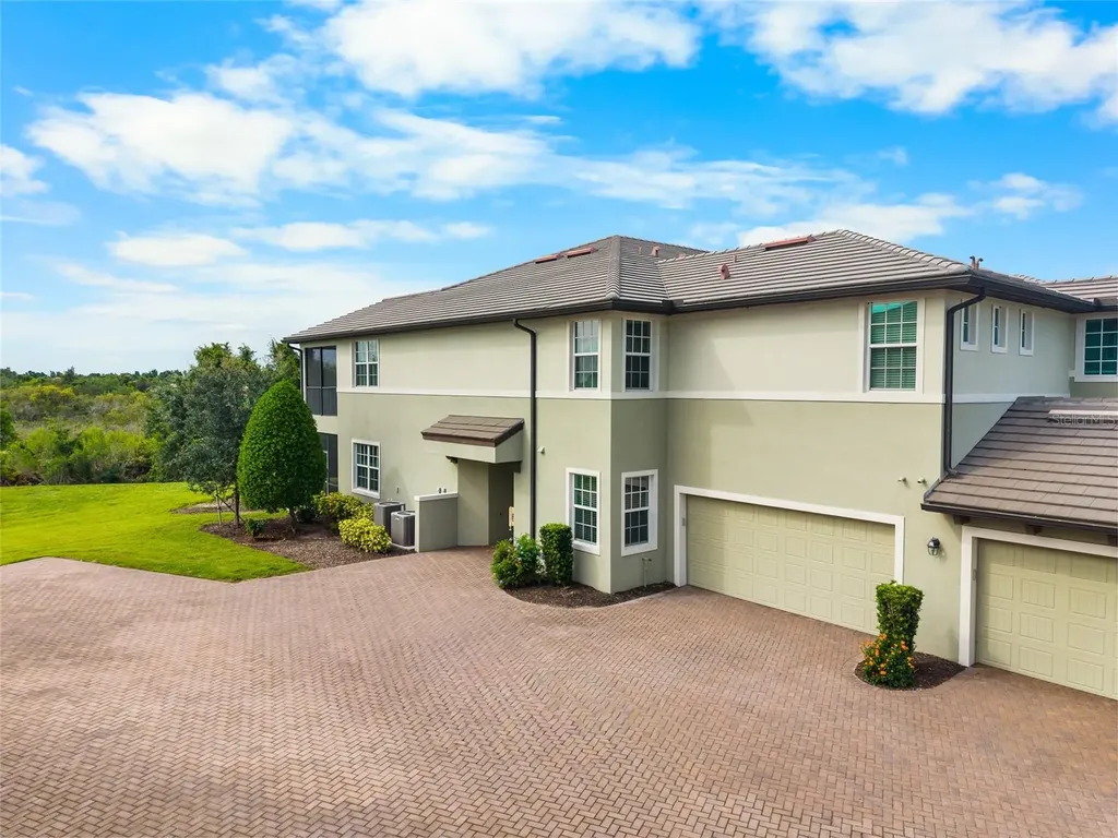 7342 Divot Loop Lakewood Ranch FL 34202