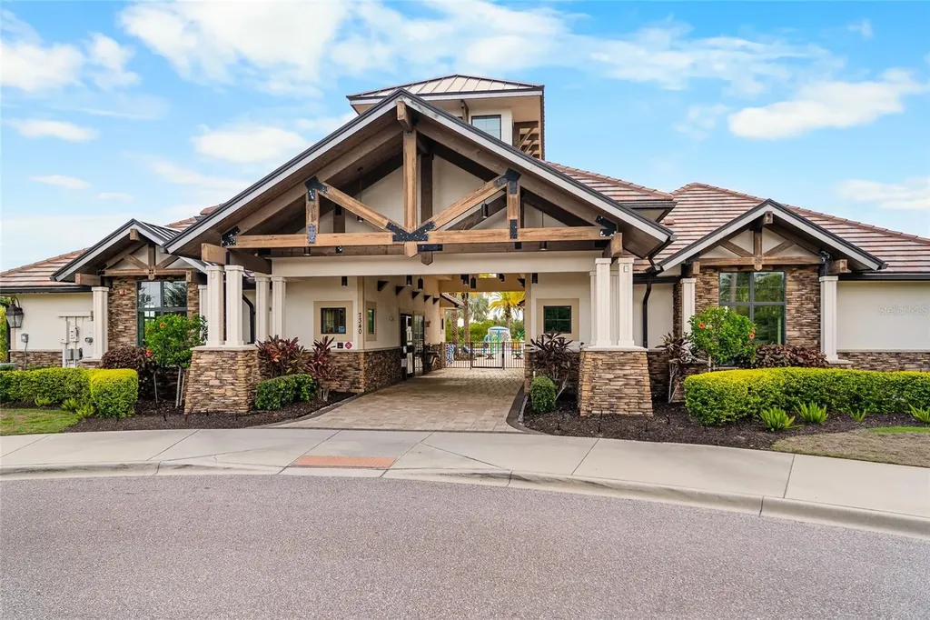 7342 Divot Loop Lakewood Ranch FL 34202