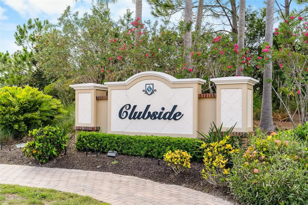 7342 Divot Loop Lakewood Ranch FL 34202