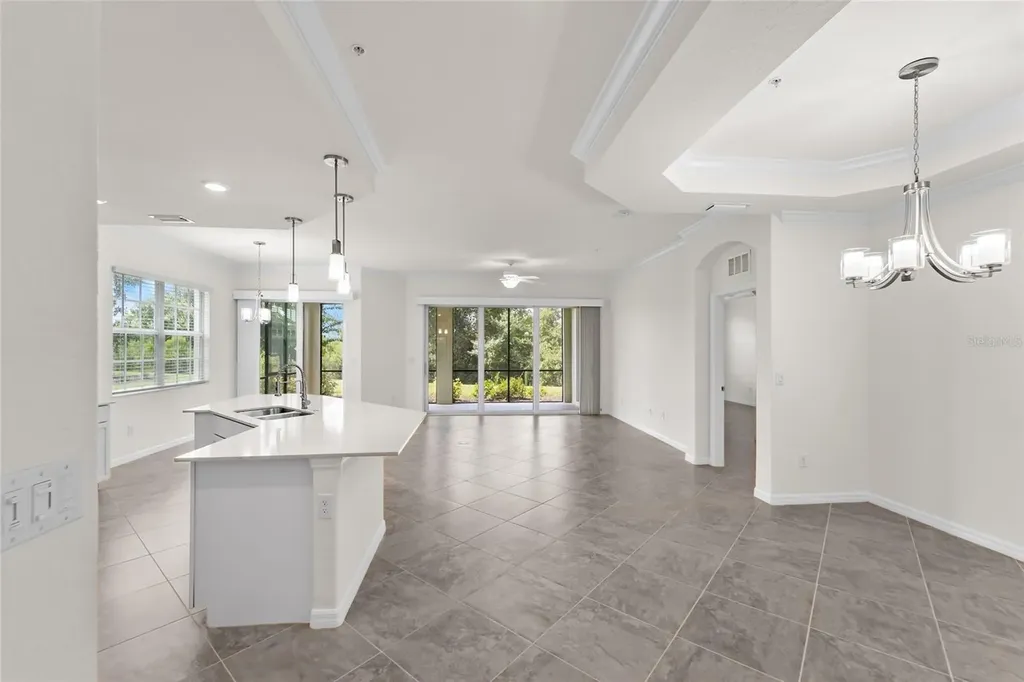 7342 Divot Loop Lakewood Ranch FL 34202