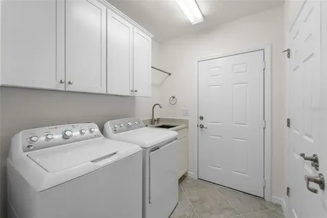 7342 Divot Loop Lakewood Ranch FL 34202