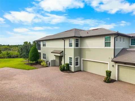7342 Divot Loop Lakewood Ranch FL 34202