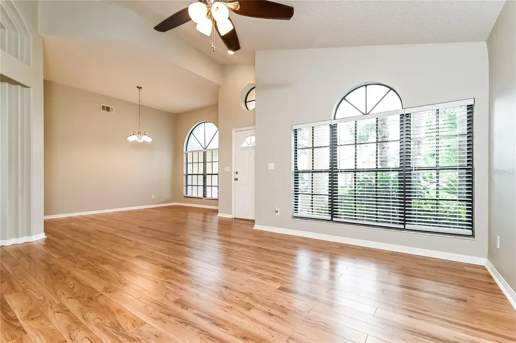 1914 Citrus Orchard Way Valrico FL 33594