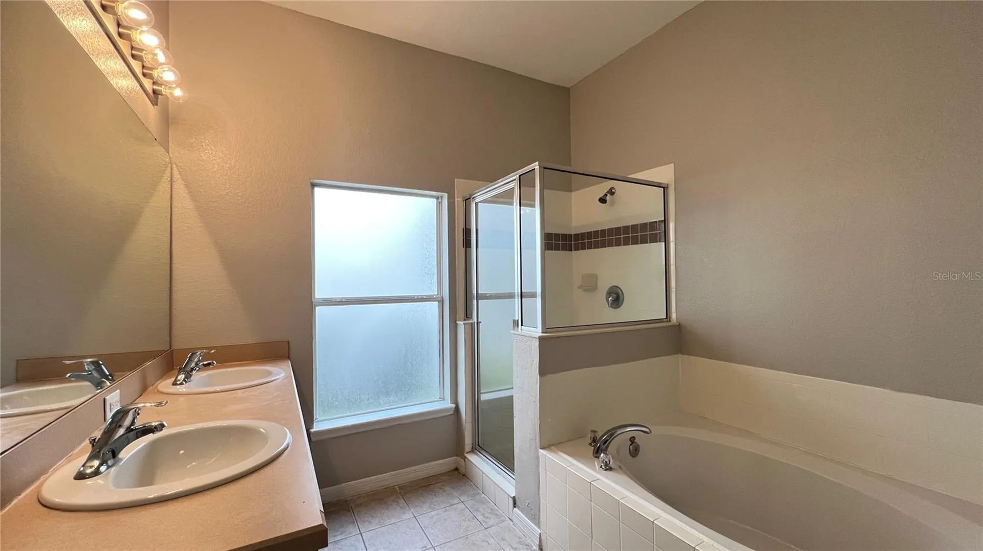 143 Vizcay Way Davenport FL 33837