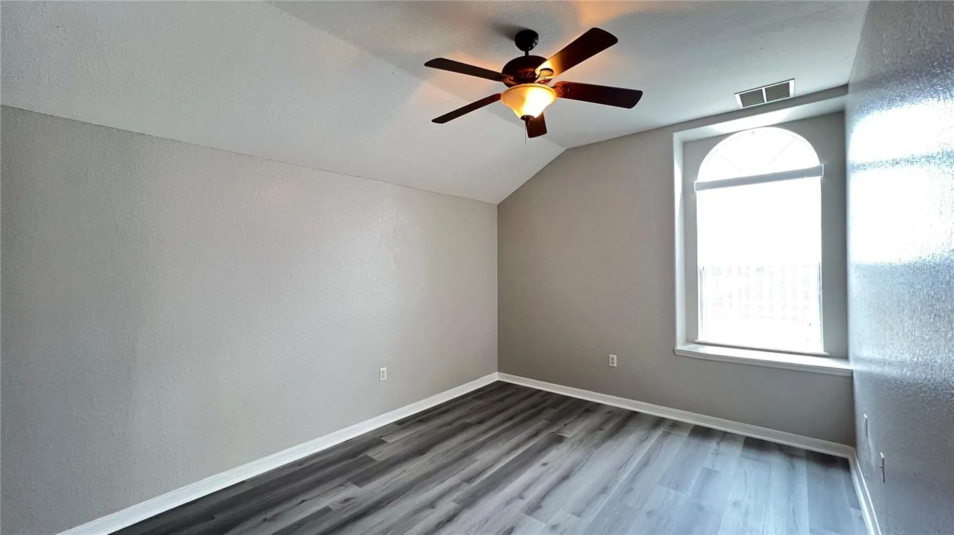 143 Vizcay Way Davenport FL 33837