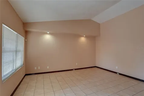 492 Tamarack Street Altamonte Springs FL 32714