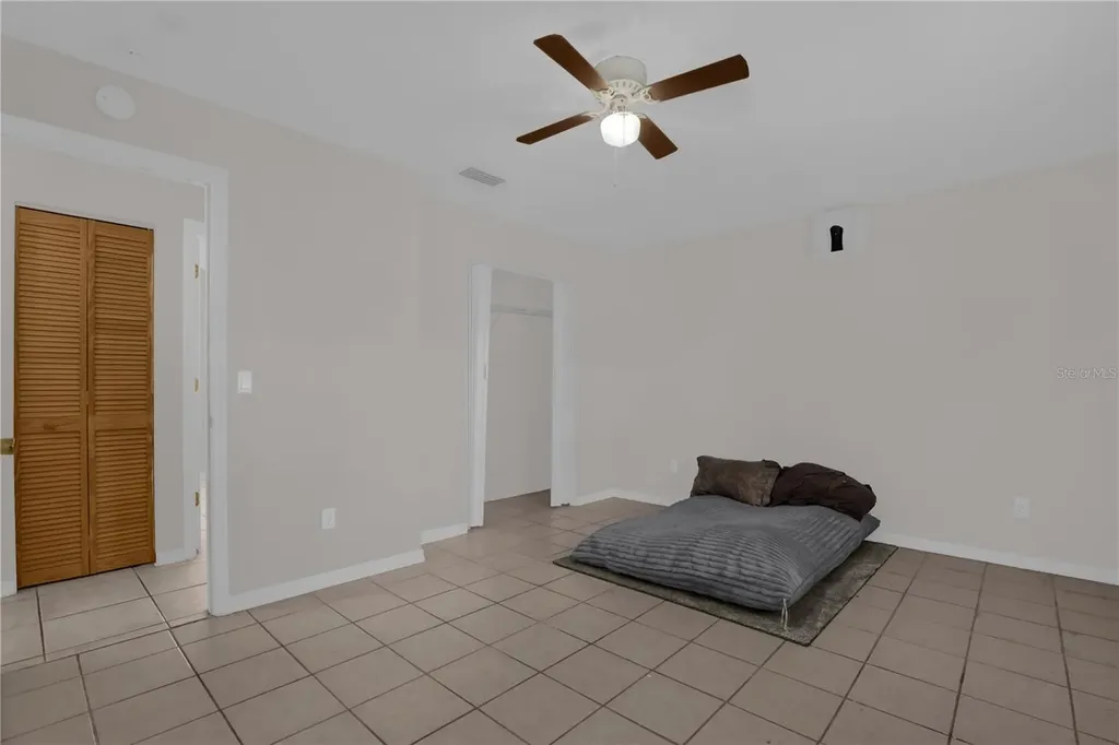 1349 E Wisconsin Avenue Deland FL 32724