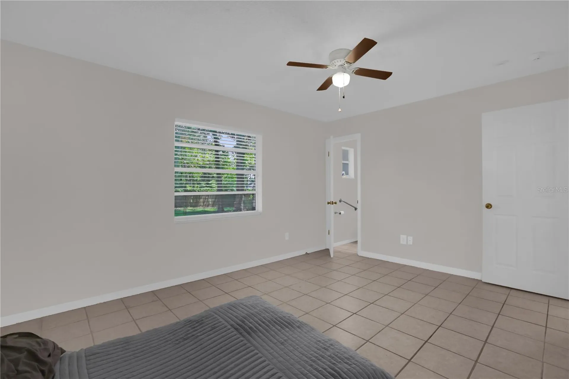 1349 E Wisconsin Avenue Deland FL 32724