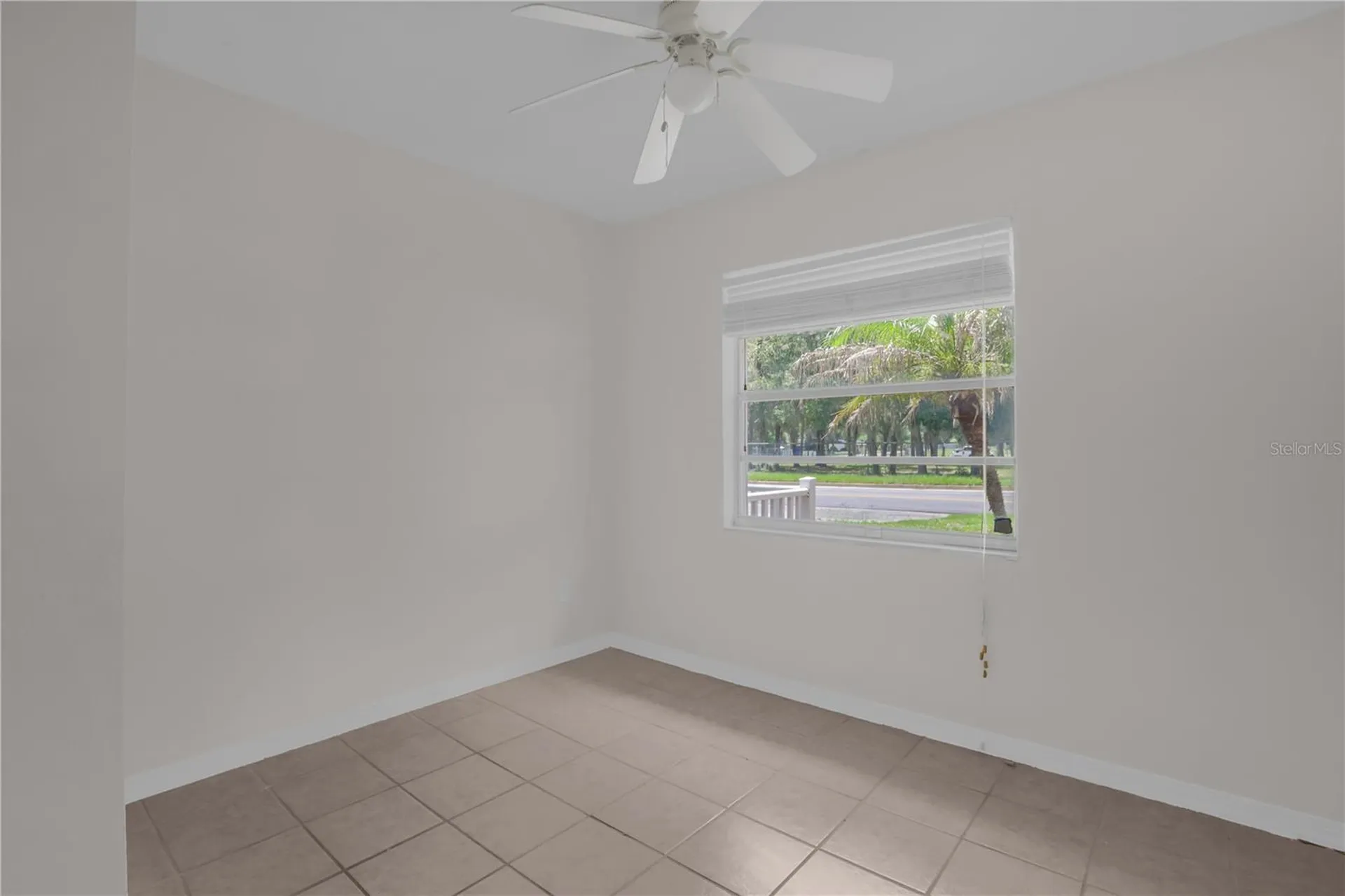 1349 E Wisconsin Avenue Deland FL 32724