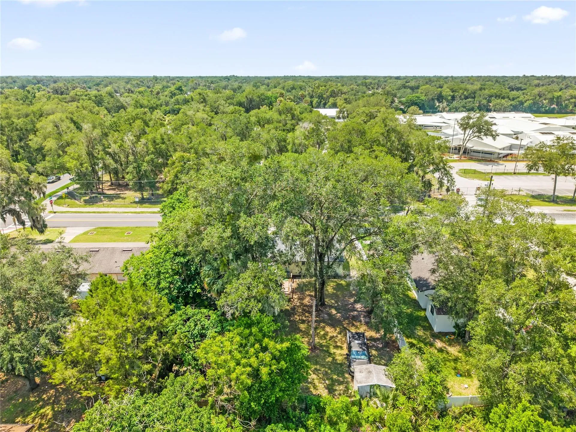 1349 E Wisconsin Avenue Deland FL 32724