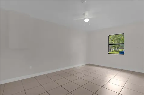 1349 E Wisconsin Avenue Deland FL 32724