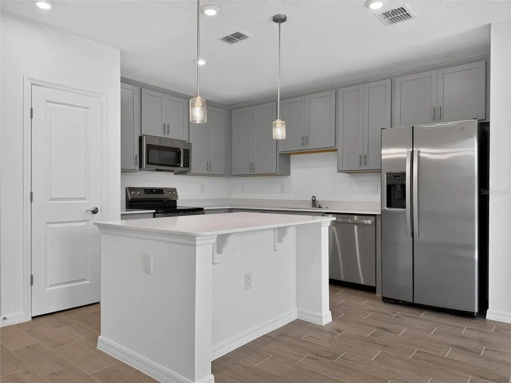 3004 Jessamine Drive Tavares FL 32778