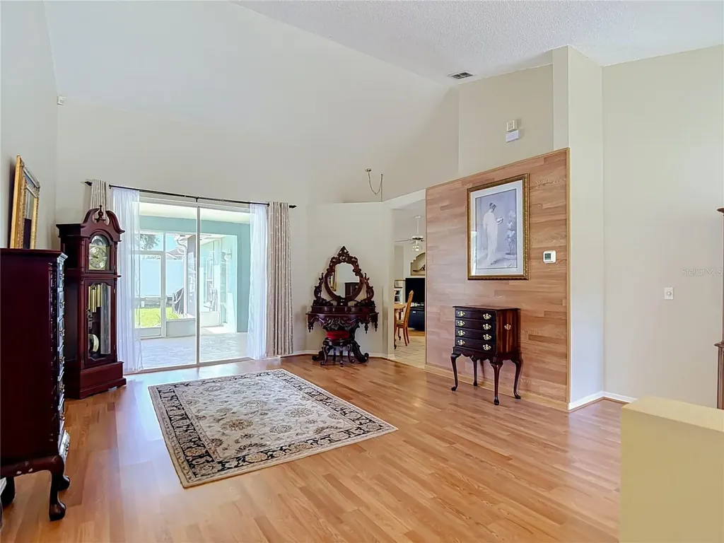 28726 Creekwood Drive Wesley Chapel FL 33545