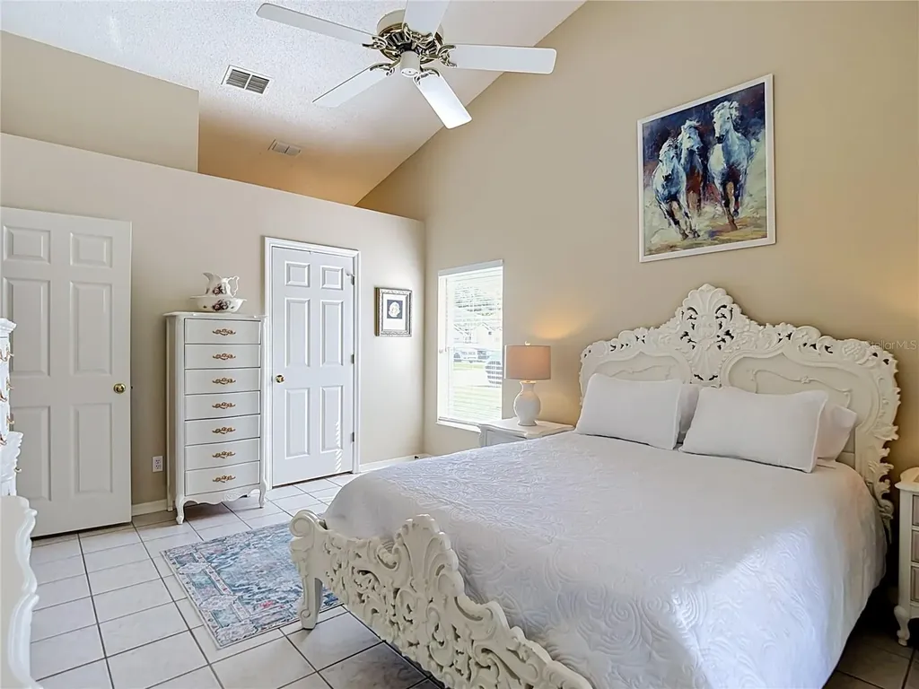 28726 Creekwood Drive Wesley Chapel FL 33545