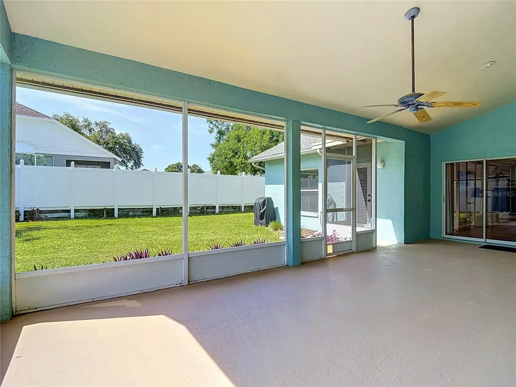28726 Creekwood Drive Wesley Chapel FL 33545