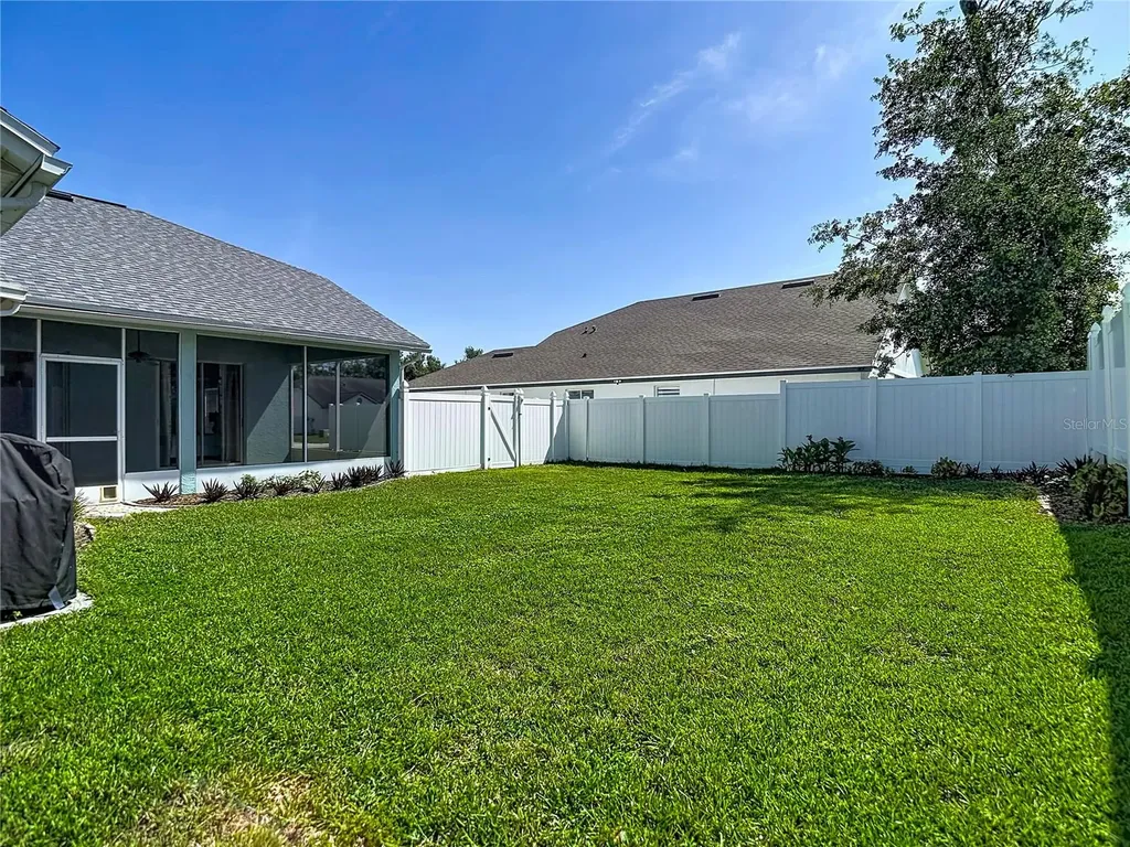 28726 Creekwood Drive Wesley Chapel FL 33545