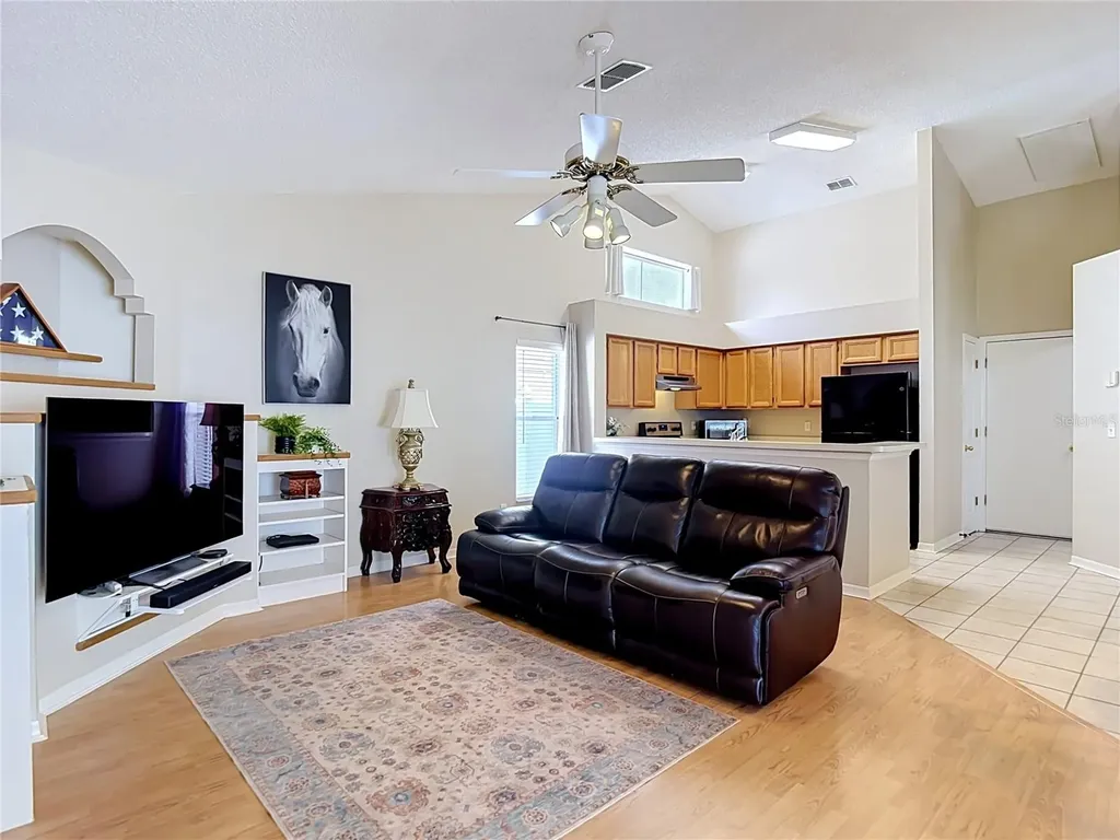 28726 Creekwood Drive Wesley Chapel FL 33545