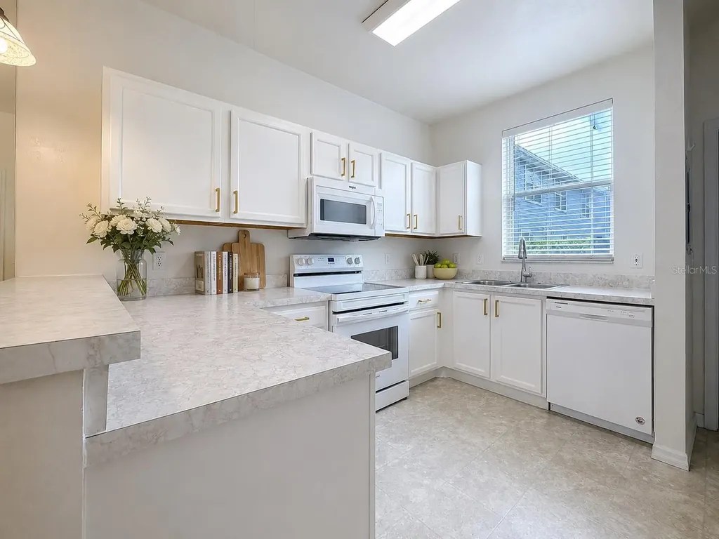 3920 SW 20th Avenue Gainesville FL 32607
