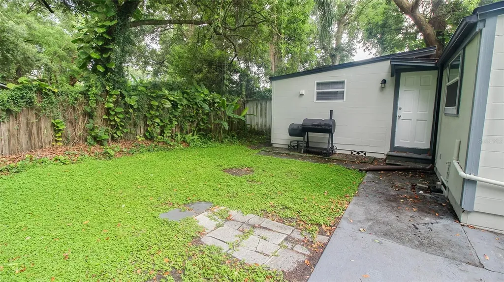 1709 Cloverlawn Avenue Orlando FL 32806