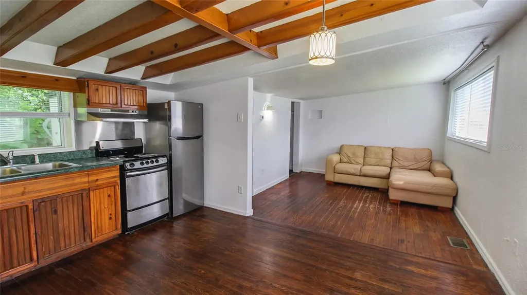 1709 Cloverlawn Avenue Orlando FL 32806
