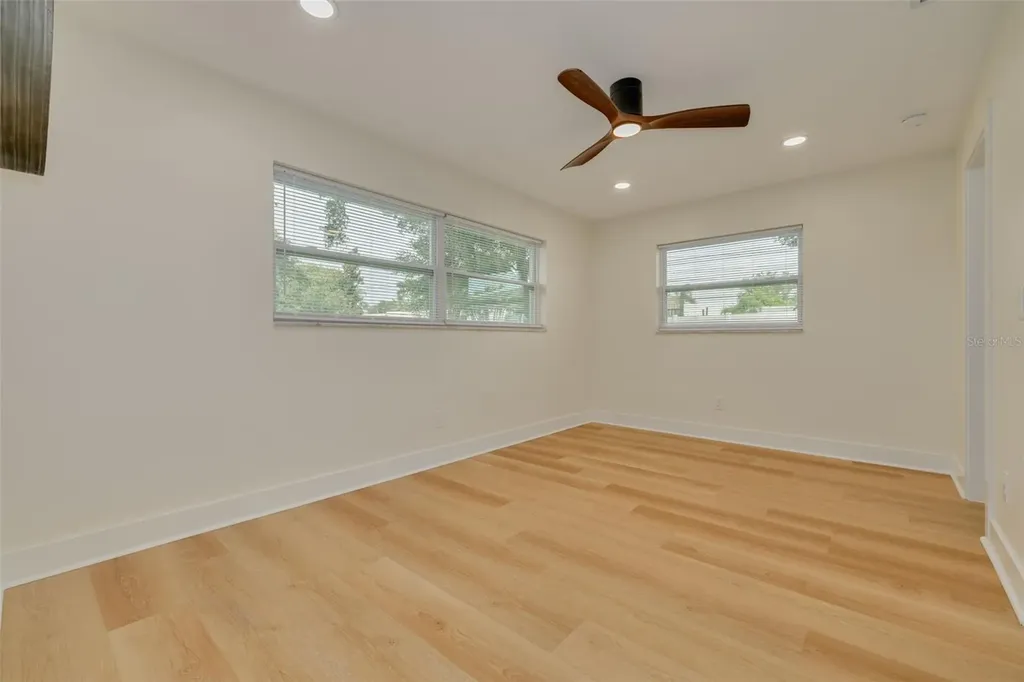 2065 Envoy Court Clearwater FL 33764