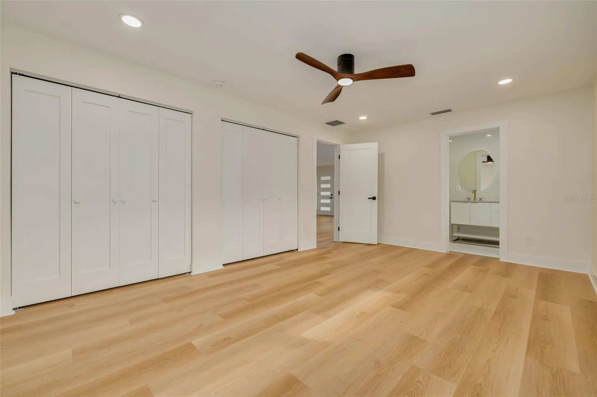 2065 Envoy Court Clearwater FL 33764