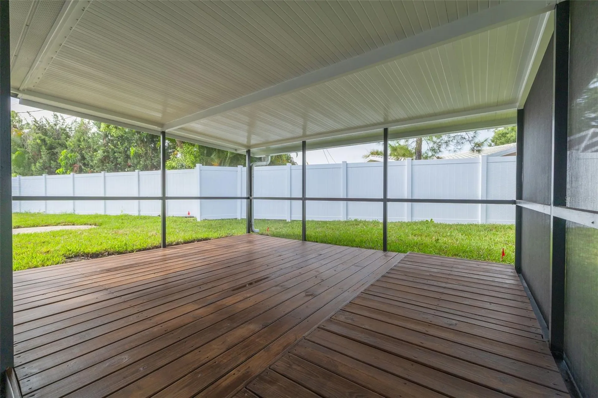 2065 Envoy Court Clearwater FL 33764