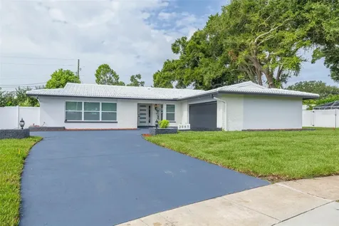 2065 Envoy Court Clearwater FL 33764