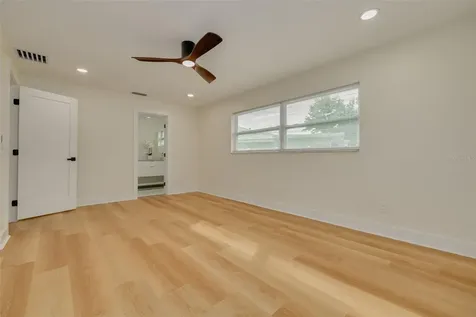 2065 Envoy Court Clearwater FL 33764