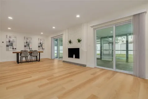 2065 Envoy Court Clearwater FL 33764