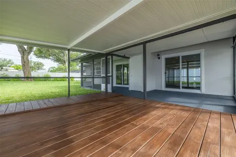 2065 Envoy Court Clearwater FL 33764