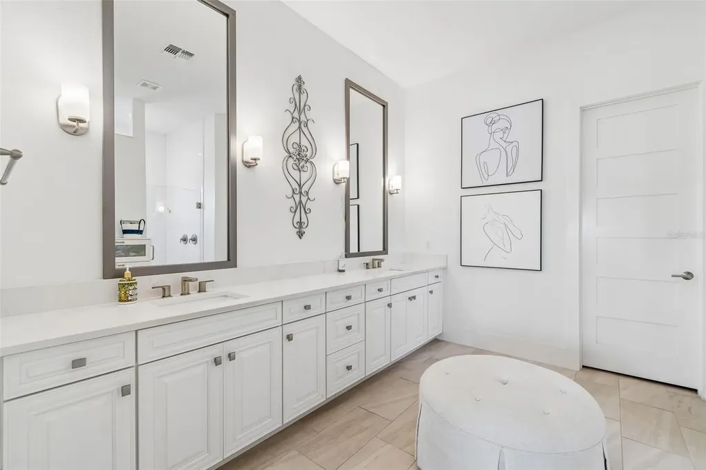 3036 Christophers Watch Lane Ruskin FL 33570