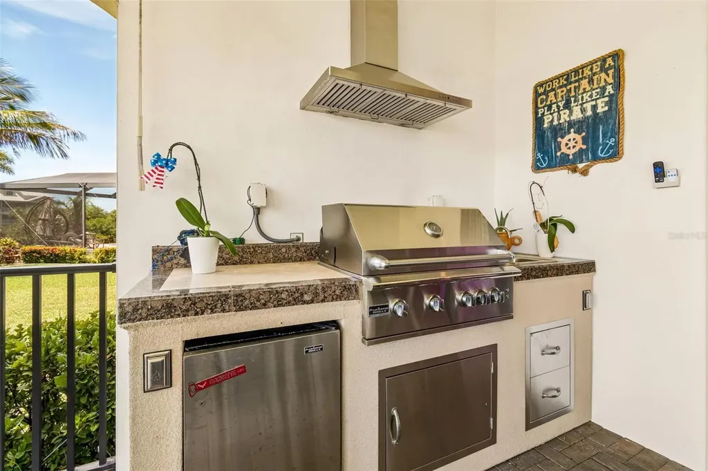 3036 Christophers Watch Lane Ruskin FL 33570