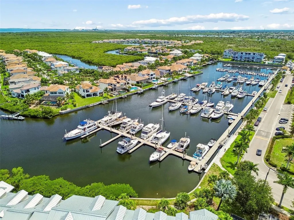3036 Christophers Watch Lane Ruskin FL 33570