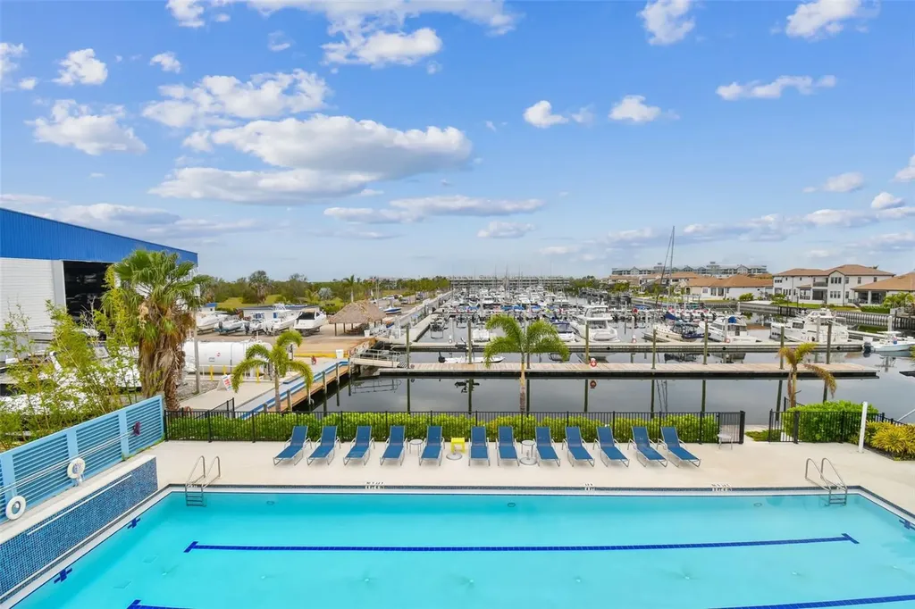 3036 Christophers Watch Lane Ruskin FL 33570