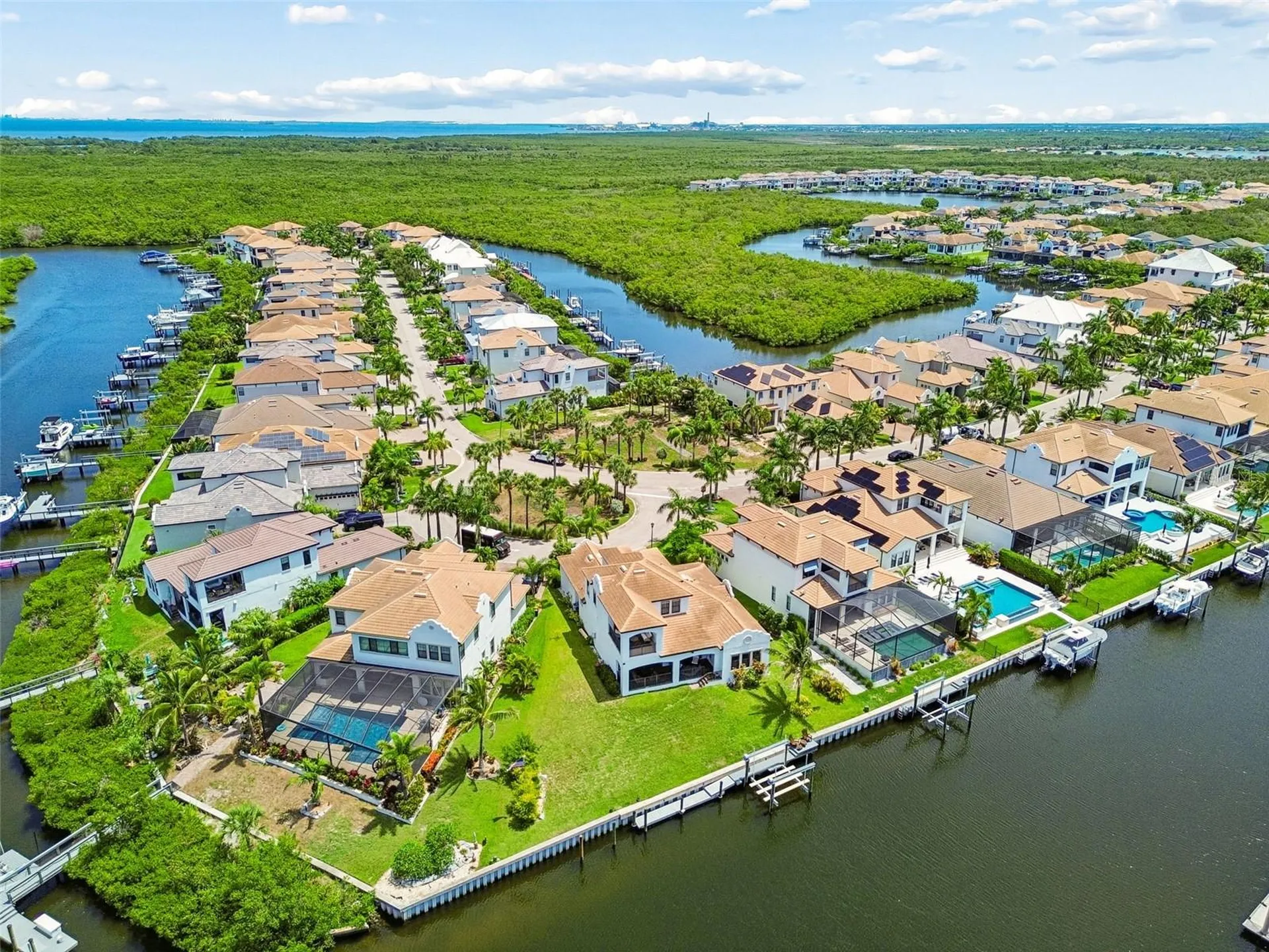 3036 Christophers Watch Lane Ruskin FL 33570