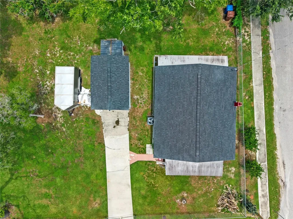 204 Pine Avenue Polk City FL 33868