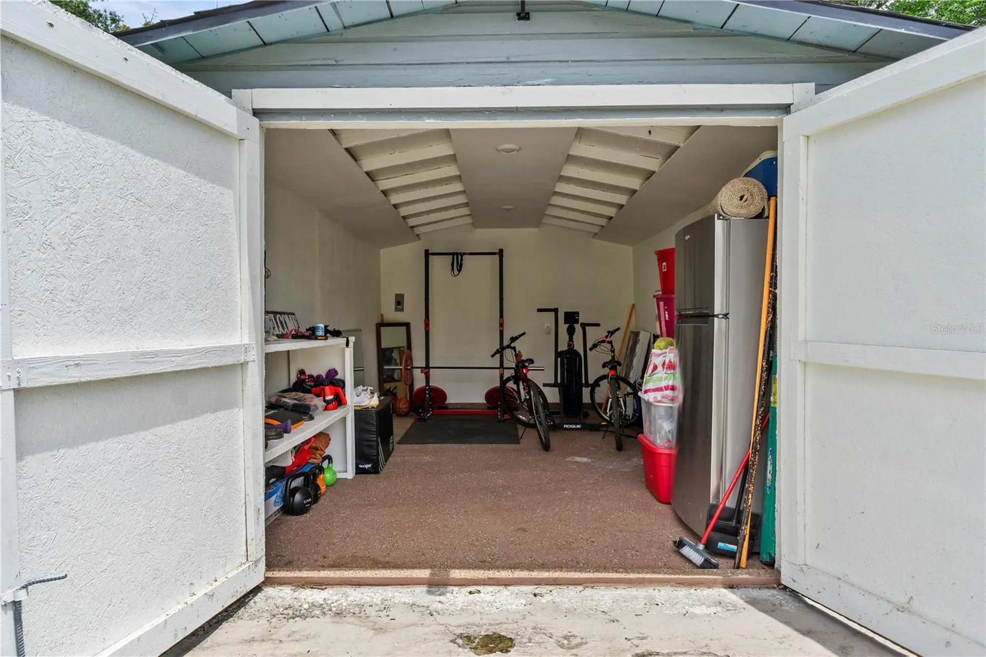 204 Pine Avenue Polk City FL 33868