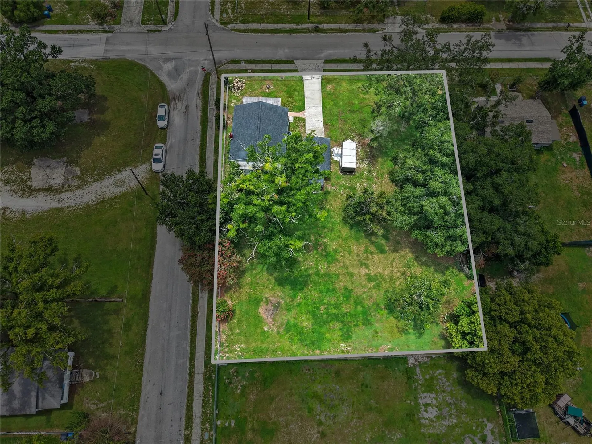 204 Pine Avenue Polk City FL 33868
