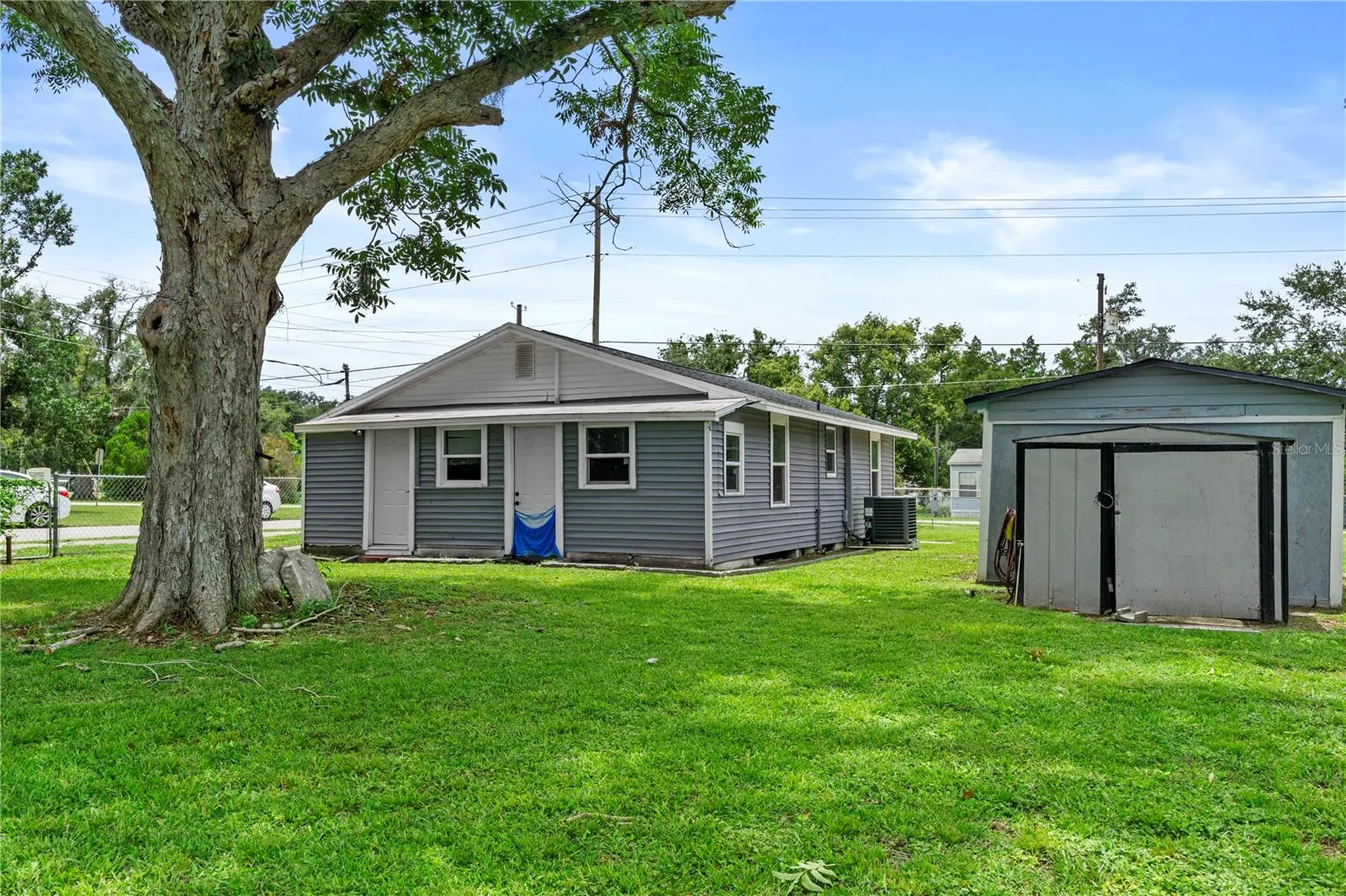 204 Pine Avenue Polk City FL 33868