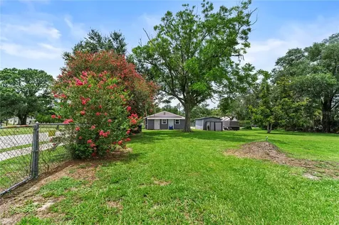204 Pine Avenue Polk City FL 33868