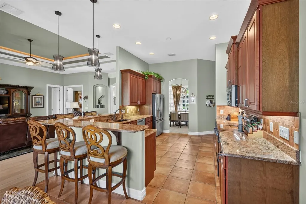 8 Old Oak Drive N Palm Coast FL 32137