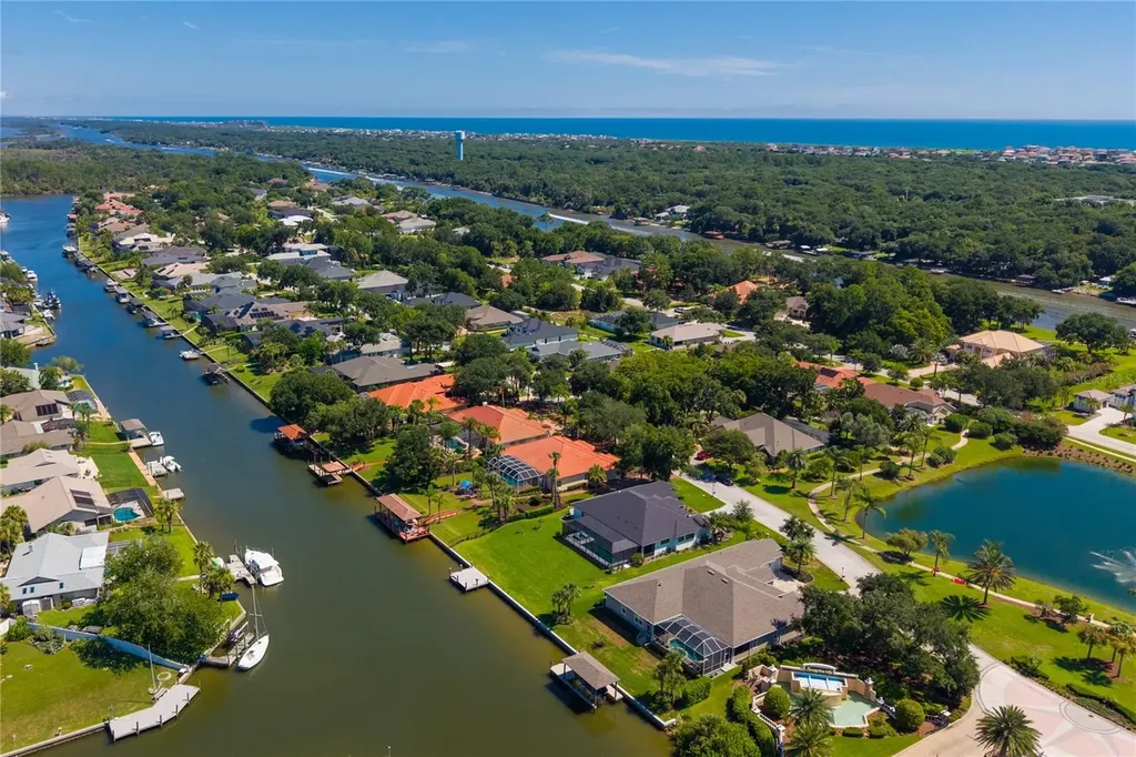 8 Old Oak Drive N Palm Coast FL 32137