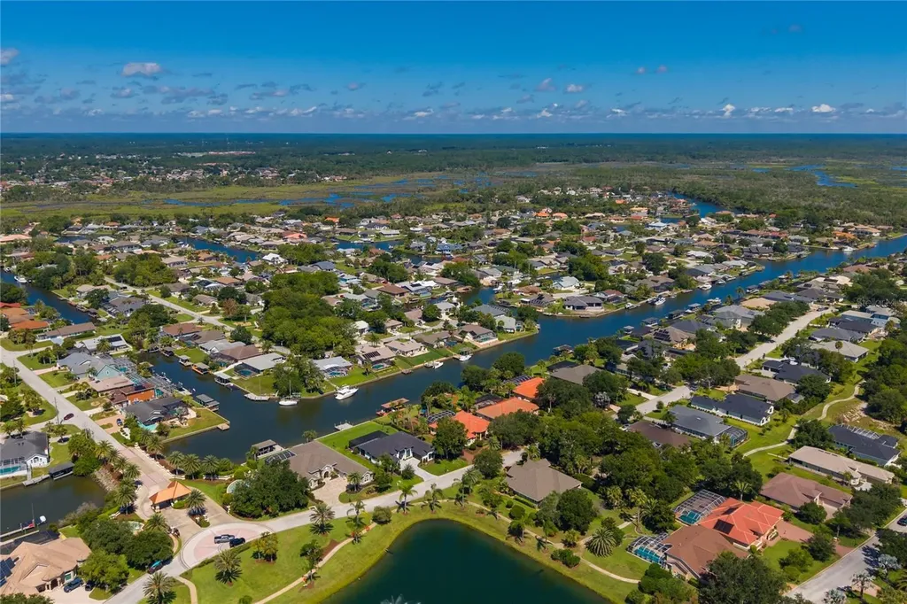 8 Old Oak Drive N Palm Coast FL 32137