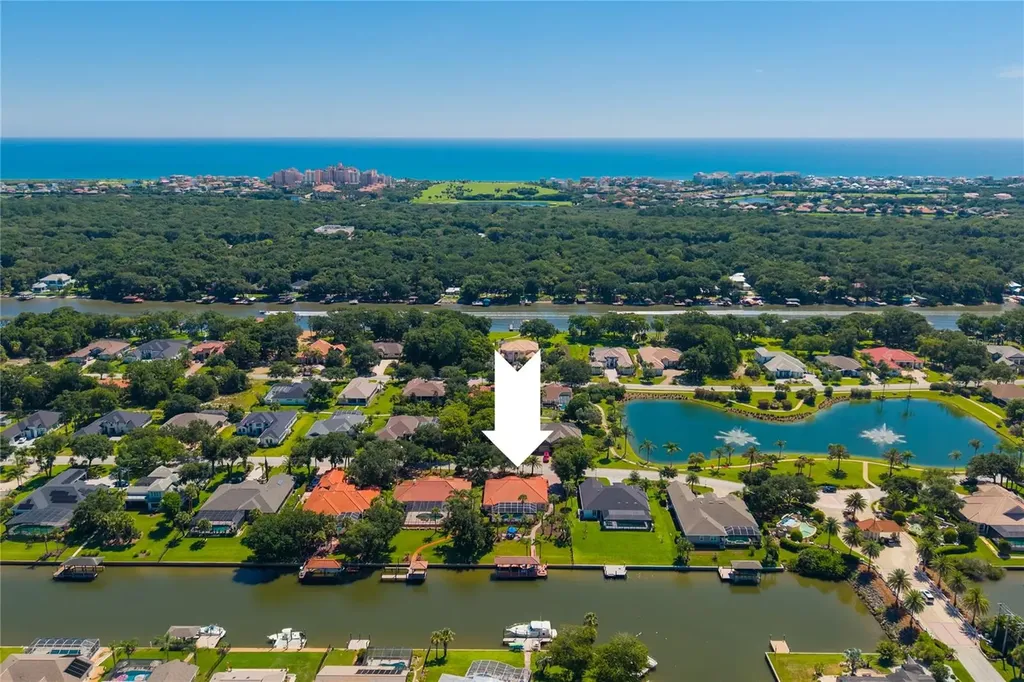 8 Old Oak Drive N Palm Coast FL 32137