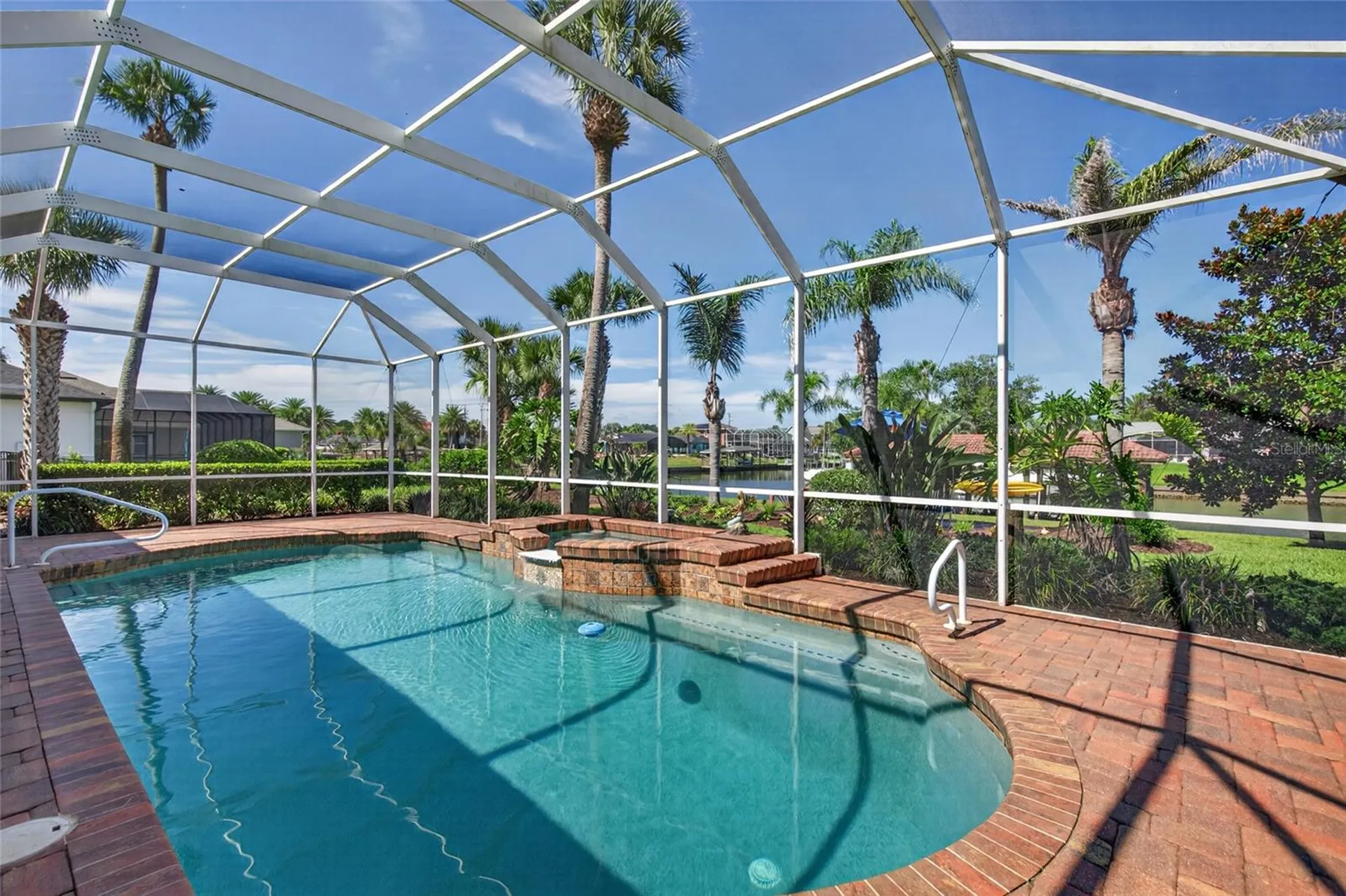 8 Old Oak Drive N Palm Coast FL 32137