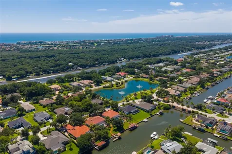 8 Old Oak Drive N Palm Coast FL 32137